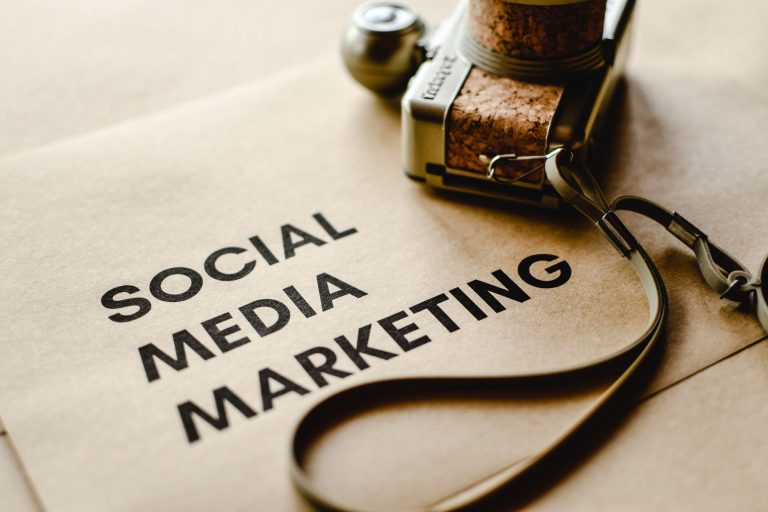 MYM, c'est quoi ? Fonctionnement — création de contenu sur les réseaux sociaux